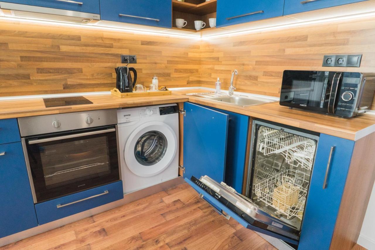 Sevastopol Apartments فارنا المظهر الخارجي الصورة