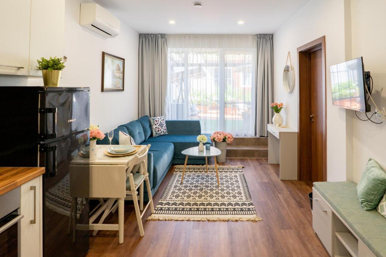 Sevastopol Apartments فارنا المظهر الخارجي الصورة