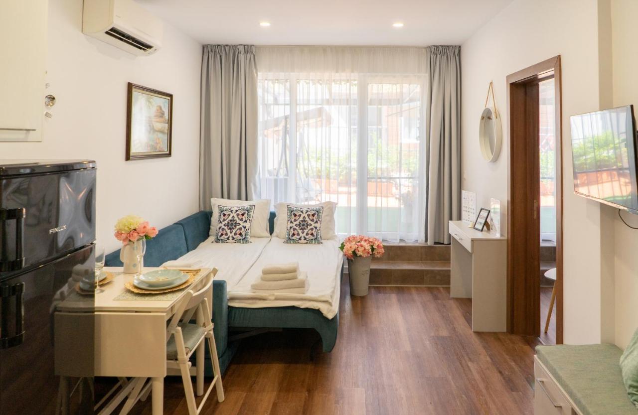 Sevastopol Apartments فارنا المظهر الخارجي الصورة